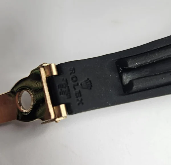 Rolex (Masterpiece) Rose Gold Yacht-Master – Black Dial – Oyster flex Strap - Image 3
