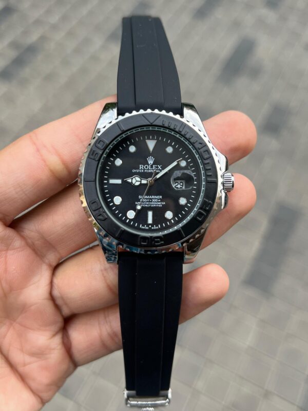 Rolex (Masterpiece) Silver Yacht-Master – Black Dial – Oyster flex Strap - Image 2